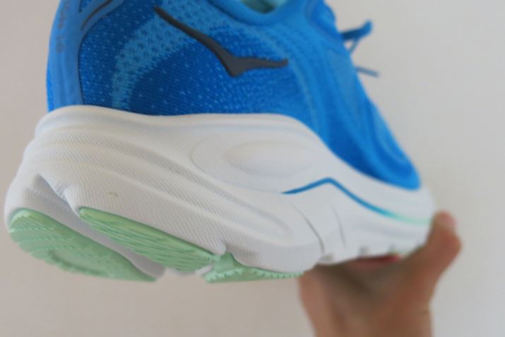 oPbgV[g^̃~bh\[̓zJ̃V[Y̑傫ȓ