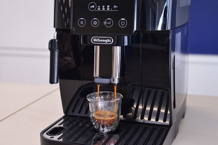 ߍׂ₩ȖÁuN}vƌĂ΂ÃtH[~[ȃeNX`[̗RBӂӂ̃~ŃA{̍ɂ[mYu~NtbT[vō܂