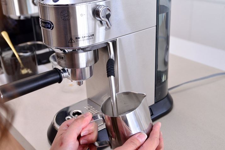 @ɂđ͏قȂ̂́Au}OjtBJ X^[g ECAM22020vłiȃtH[~N܂