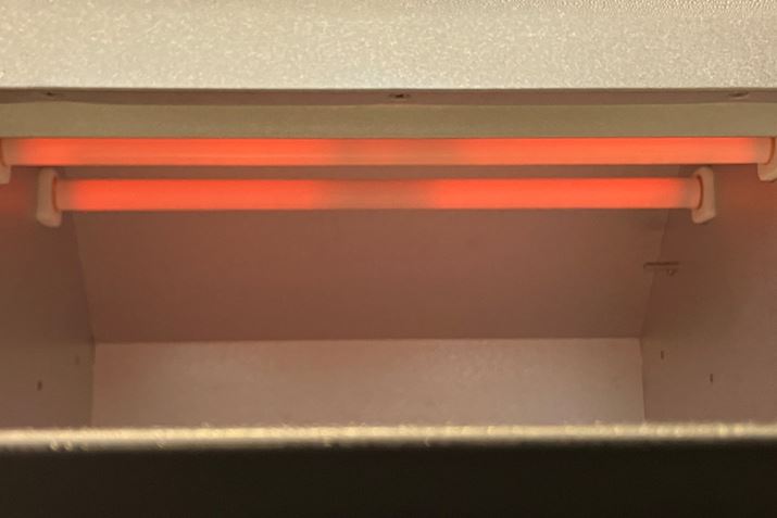 q[^[͏2{A1{AzuAuwVI GWv畬˂ꂽCߔMC܂ŔM܂BĂオHނɂĂFtƂɖ𗧂uԂv@\ڂĂ܂