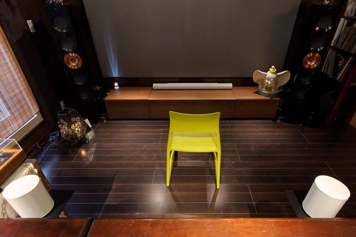 ۂ̎ʐ^Bʒu̍E2{́uSonos Era 100vݒuB҂͂ނ悤ɂ̂ZI[ł