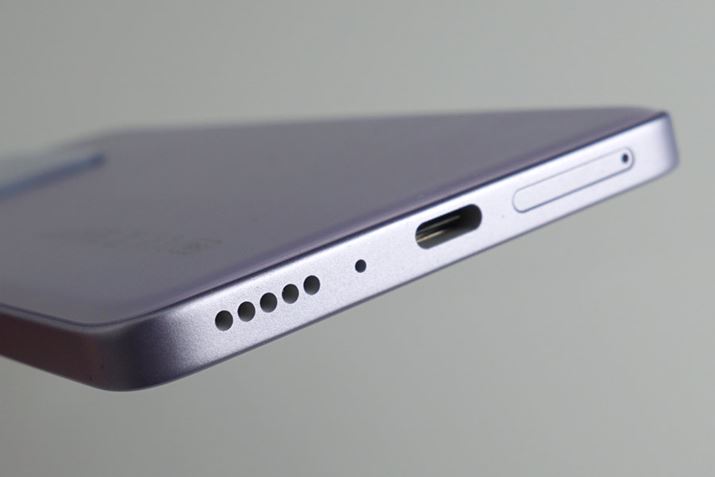 {fBʂUSB Type-C|[gSIMJ[hXbgzu