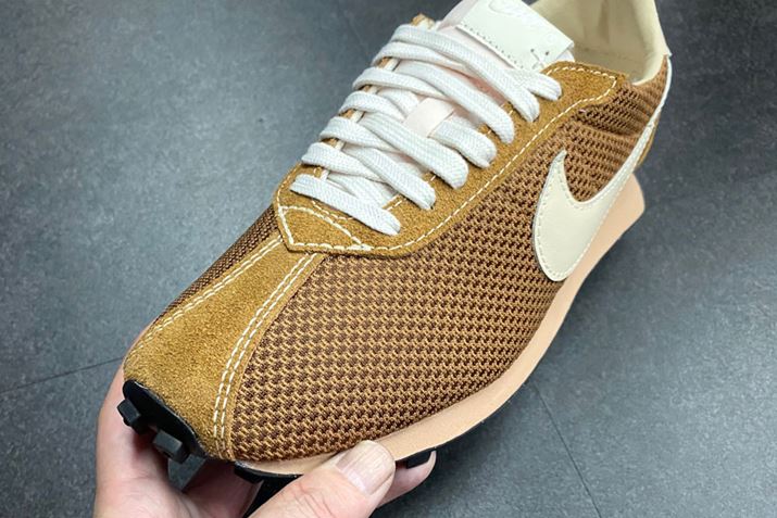 Abp[ɂ͒ʋCɂꂽbVfނgAɃXG[h̕⋭p[cd˂邱ƂŁAfUCƑϋv̗