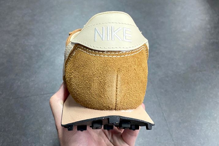 L悤Ȍ`̃~bh\[Bq[ɂ́A1980`90NɔꂽiCL̃g[jOV[Y⃉jOV[ŸꕔɌꂽSfUCuciCLvČ