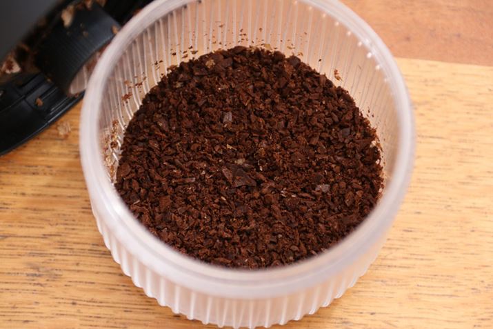 󂯎MO܂B󂯎M͐ÓdC₷vX`bN̂߁AюUȂSzłA܂肠܂łBA{̂̂قɂtĂ̂ŁAɕ𗎂ƂȂȂ~₨MȂǂpӂĂق