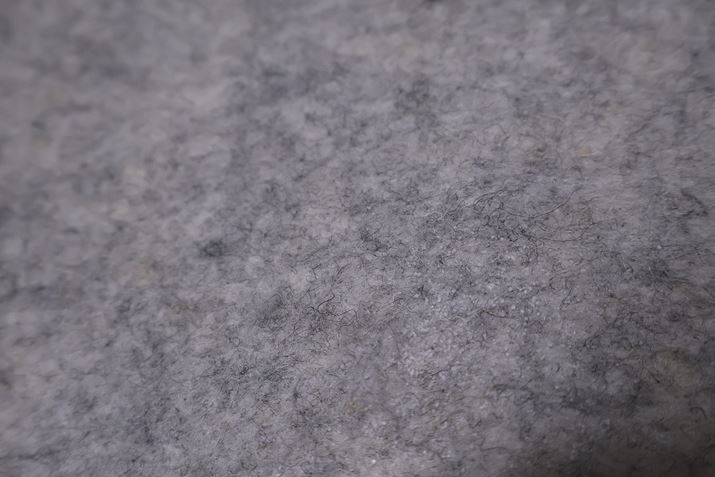 hCt[hȎAȃS~AL̖сAd́AȂł܂BۂAJ[Th͗XJ[ybgɎcĂ̂܂