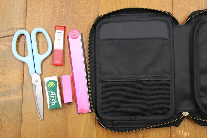 |Pbg[́AKvŒ̃c[[Ă邮炢̗eʁBɋlߍނƌ݂oăt@Xi[܂ȂȂ̂ŁAقǂقǂ