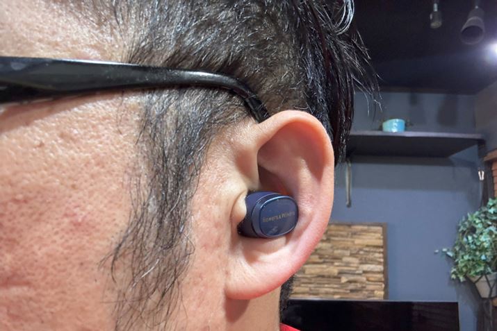 ͂ق2@ƐF肵Ȃ~bhiCgEu[̃J[`CX