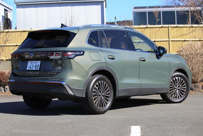 񎎏悵ueBOA eTSI EleganceṽtgAAC[WBƔׂă{fBTCY傫Ȃɂ炸A؂肪悭ԗ̎񂵂₷