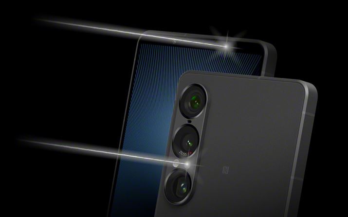 ƓxZT[{fB̕\Ɨ2ʂɓځBÍtmł悤ɂȂĂ