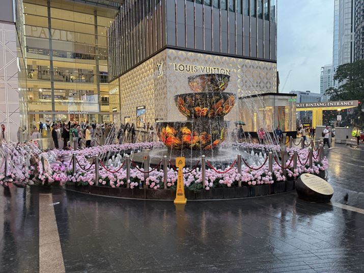 svʂiオuPixel 9avAuiPhone 16evj