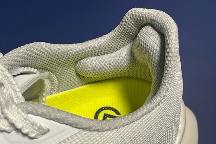 ƕ̃tBbg߂邽߂ɁAq[͉ʂ݂̍\̗p