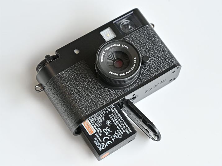 tobe[́uXV[Yv̍ŐVAPS-C@ƓuNP-W126SvBwt@C_[gp̎Be880