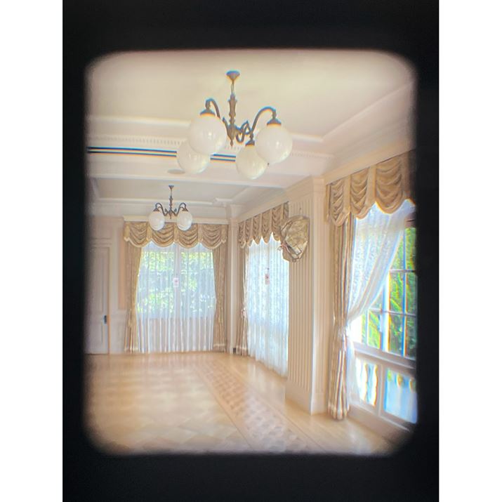 wt@C_[Be摜iۂ̌Č̂ł͂܂jBRpNgȃt@C_[ȂNAȌŁAfʂ̌iF𑶕Ɋy߂BȂAt@C_[ɎBe\@\͗pӂĂȂBAC|CgZ߁AKlzƎӂ܂ł茩nȂ_ɂӂKv