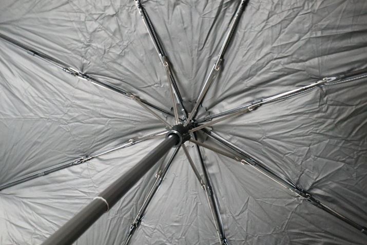 eɂ͒e͐ɂꂽOXt@Co[fނgp