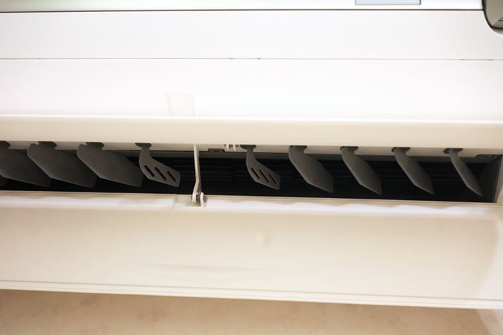 uAIK^]ig[jv̍E[o[̗lqBGAR̍ɑ傫ȑ̂ŁA̗C}邽ߎIɍɒgĂ܂