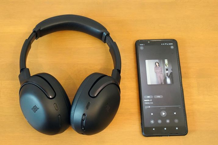 JBLuTOUR ONE M3v̓i`TEhɑN₩vX