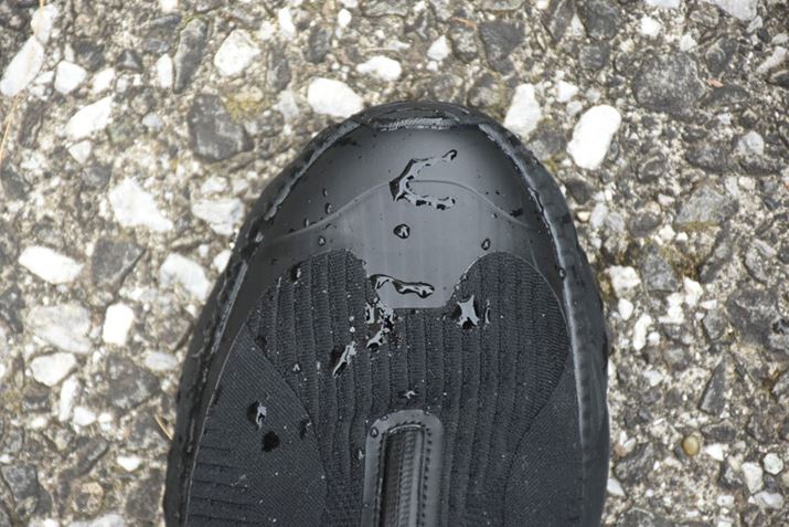 jbĝ炩ȕǁAJɂ͋BjbgfނƂČC̒ɐ݂킯ł͂܂