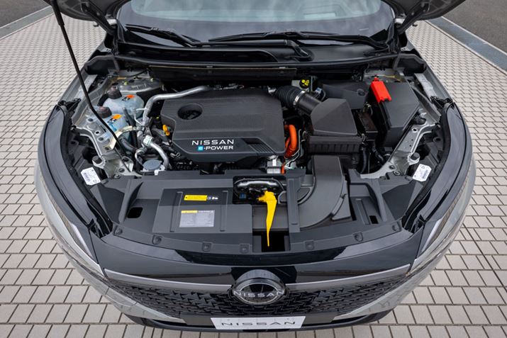 3ue-POWERv́AVJ̔dp1.5LGWƁA[^[Co[^[Ȃ5̕iW[邱ƂɂČyʉꂽu5-in-1v̗pB啝ȐÏlƔŘĂƌ