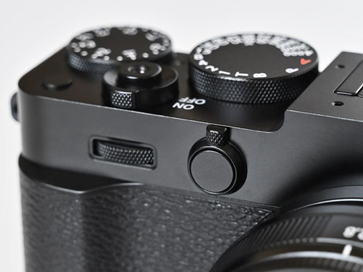 Oʂ̃tg_C̉ɁuRg[o[v𓋍