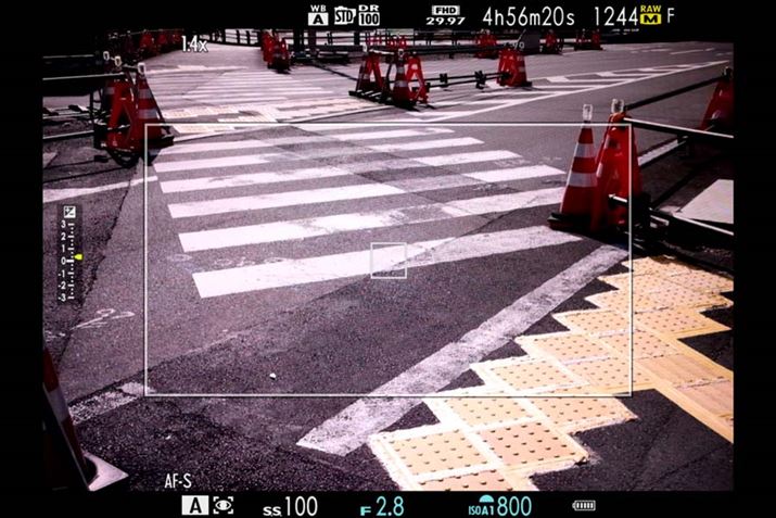 AXyNg16F9/fW^eR1.4{̃C\[h̉