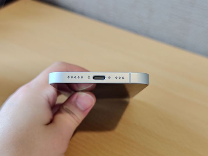 [dUSB Type-C|[gɂčs