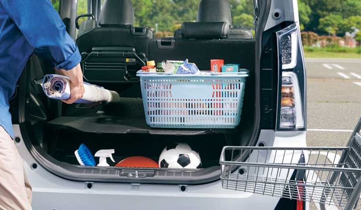 ׎ŃfbL{[h̋r𗧂ĂƁA׎iɎd؂Ďgpł