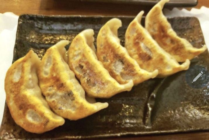 D҂̓dq`Pbggāu`LqvHׂĂ܂BՂ̓`ƌ߂̔ōꂽLq͔i݂܂