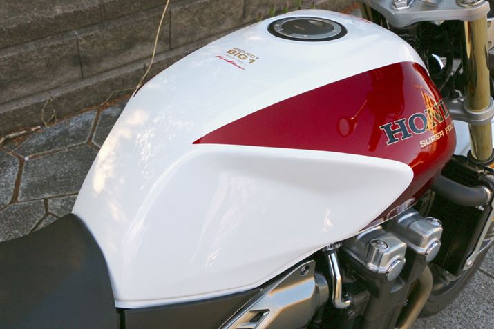 e21L̔͂K\^N̓VʂɁuPROJECT BIG-1 SINCE1992vƁuFinal Editionv̕ڗ