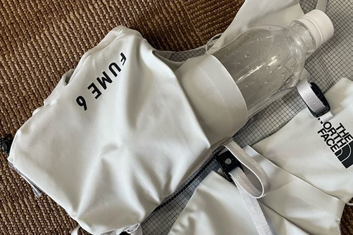 tg̃|Pbgɂ̓UEm[XEtFCX̃tXN͂̂ƁAybg{g[\