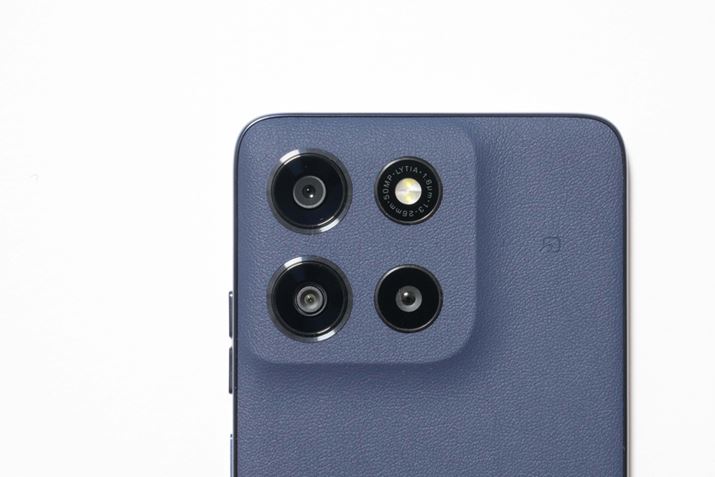 オ5000f̍LpJA800f̒LpJBEオLEDtbVŁAEƓxZT[