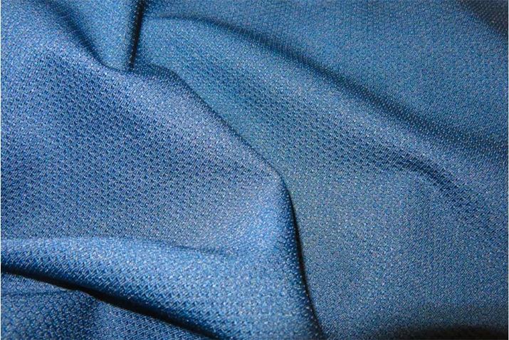 TbƃhCȔGBV[YKɉ߂ŁAȐlɂKĂ