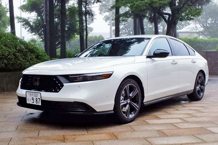 A悵ue:HEV Honda SENSING 360{v5999,400~i10݁jB{fBJ[́uv`izCgEp[v44,000~̃[J[IvV