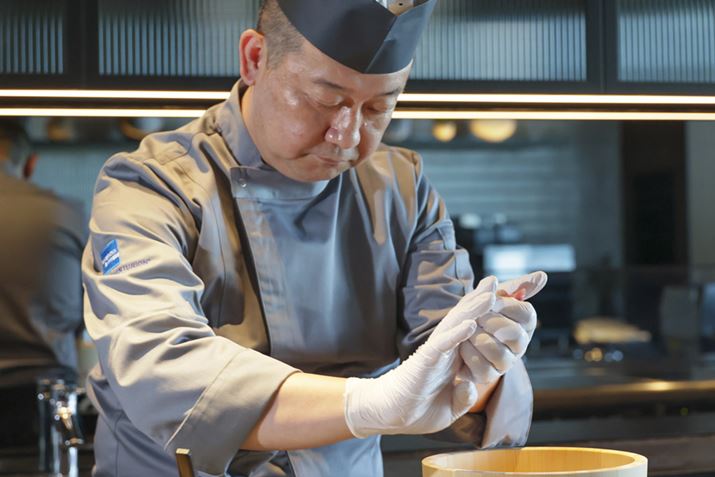 AbNXuv~AT[rX̏ےvƈʒutuZ`IEEWvBmɁAAbNX́g{Chꂽ