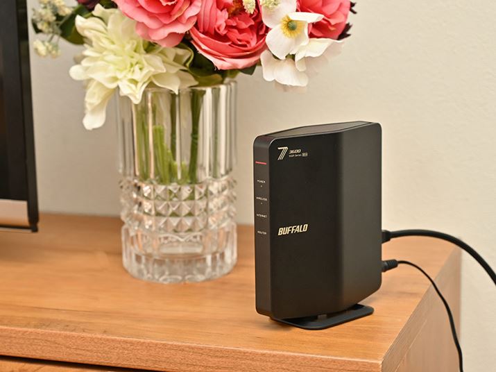 Wi-Fi [^[̍ŐVKíuWi-Fi 7vBÂKiƔׂăx[XƂȂ鐫\サĂ܂BʐMxłȂڑ̈萫łDʂł