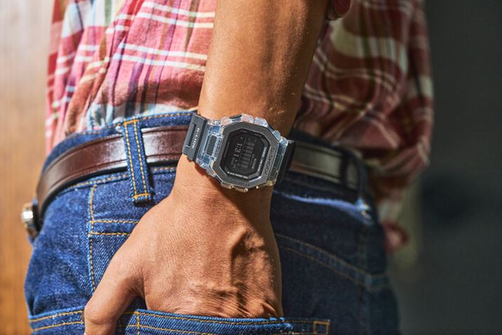 Ă̊Cʂv킹XPgp[c߂AAJWX^Cɗ𐁂