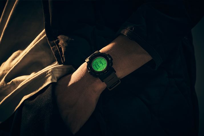 ÂԂɃtFCXق̂ɕオ点́uPRW-35LDvɂ́A_鐫h܂