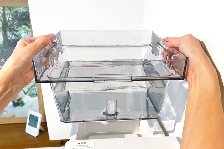 򐅌^i[^j́A^N̂܂߂ȂꂪKviC[Wʐ^͏u^Cv̏򐅌^EH[^[T[o[łj