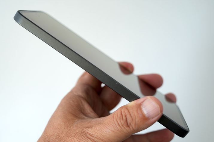 ͖7.4mmƔBAGbWʂ̌`̂߂낤GƂẮAȂɔ͊ȂBTCht[̓}bgŃTTƂ