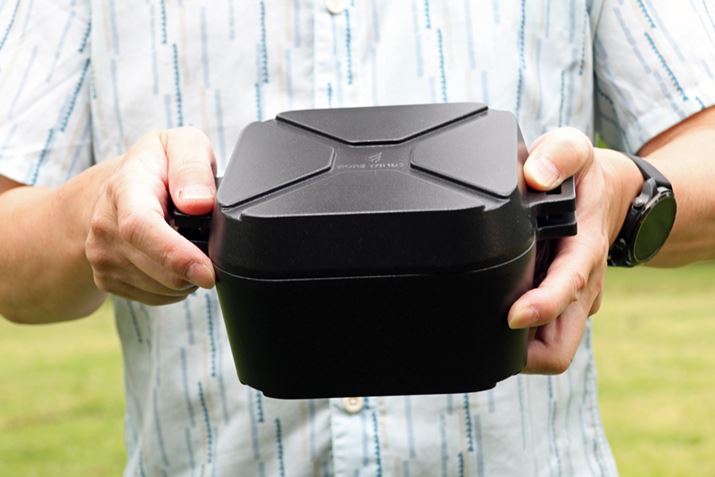 TCY͖205ij×163isj×100ijmmBiɁu~jvƂ̂ŁA킢炵TCYzĂ܂AvĂ傫߁BAdʂ͖1.21kgƌyʂł