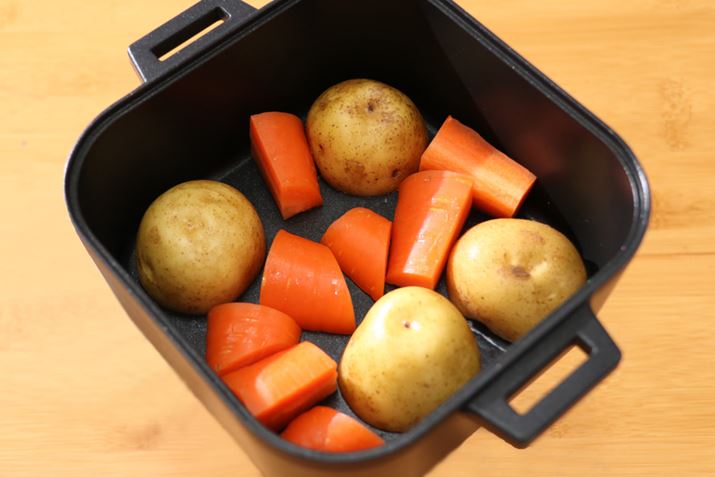 t킹̖؂Ăɂ܂BrŖ؂̏ɓؓڂ̂ŁA܂肩΂Ȃ悤ɁAႪ2Aɂ񂶂2/3{ɂ܂B傫߂ɃJbgĂ܂ŉ΂ʂ܂