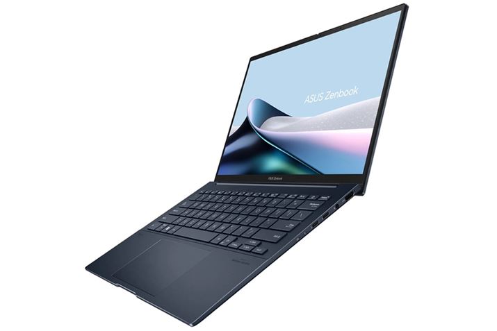uZenbook 14 OLED UX3405CAvV[Y̏ʃfuUX3405CA-T3U9321BLWvB{fBJ[̓VbNȈۂ̃|_[u[