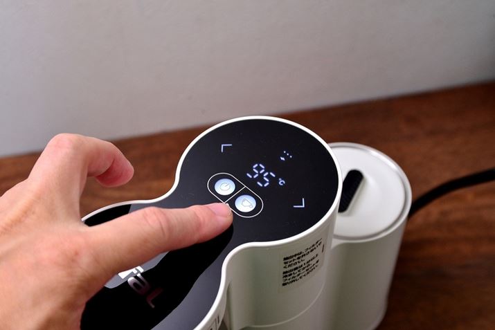 uvuṽ{^ŁusbvƉxύXłAR[q[JbṽACR𒷉ƒo͂܂܂