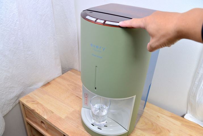 Ȃ݂ɁAȍiS̉̂قjɂ鏬ȑ́ASLEEPZT[BÂȂƍ쓮ZT[^̐ߓd@\SLEEP[hON^OFFîŁA͂܂