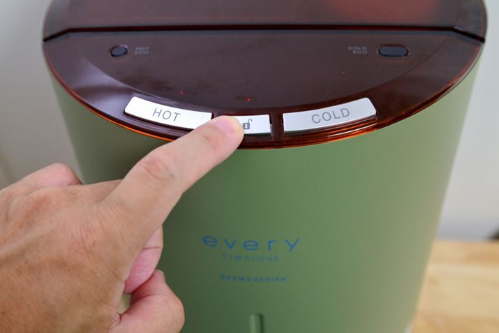 HOTBoɂ́AbN{^2bĉK{BɂԂUNLOCKv_ÅԂHOTƉo܂