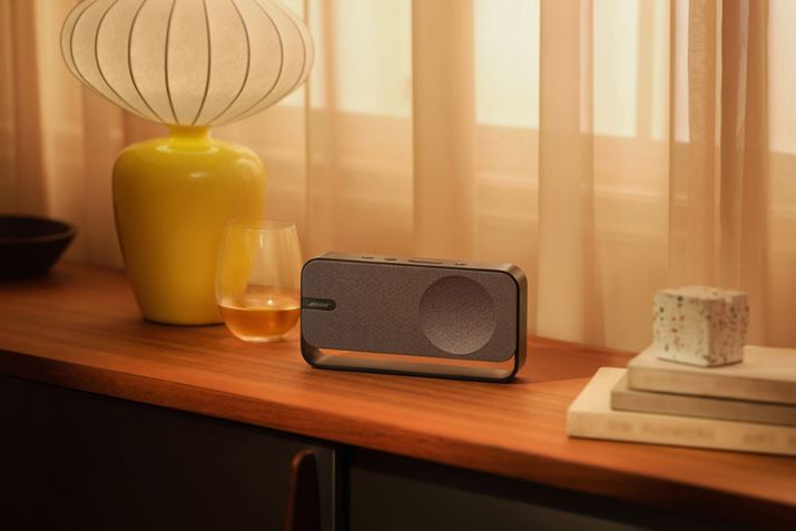 uSoundLink Home Bluetooth Speakerv̎gpC[W