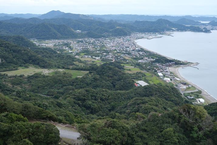 X-T30 IIIAXF27mmF2.8 R WRA27mmi35mmZ41mmjAF5.6A1/125bAISO160AzCgoXFI[gAtBV~[VFPROVIA/X^_[hBeʐ^i6240×4160A14.2MBj