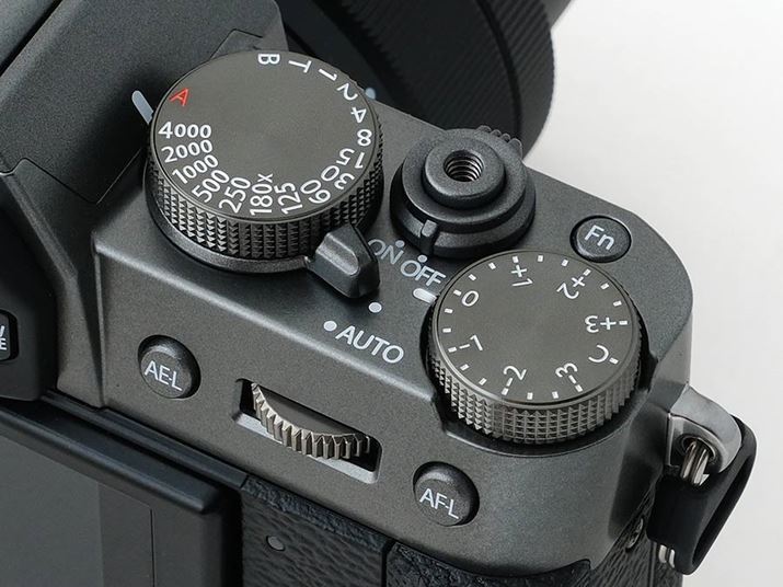 ʉEɃVb^[Xs[h_CƘIo␳_C𓋍ځBuŃI[g[hɐ؂ւuI[g[h؊o[vĂ܂