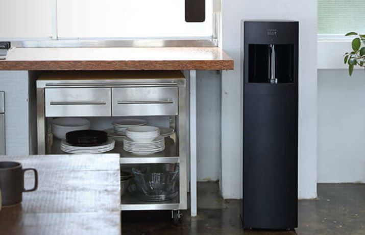 �J���[�F�}�b�g�u���b�N