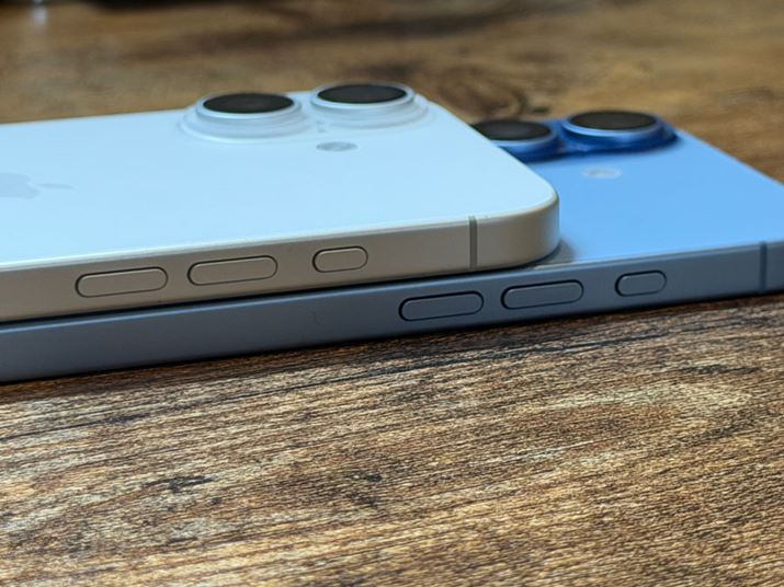 ʂɂ́Aʒ߃{^ƃANV{^𓋍